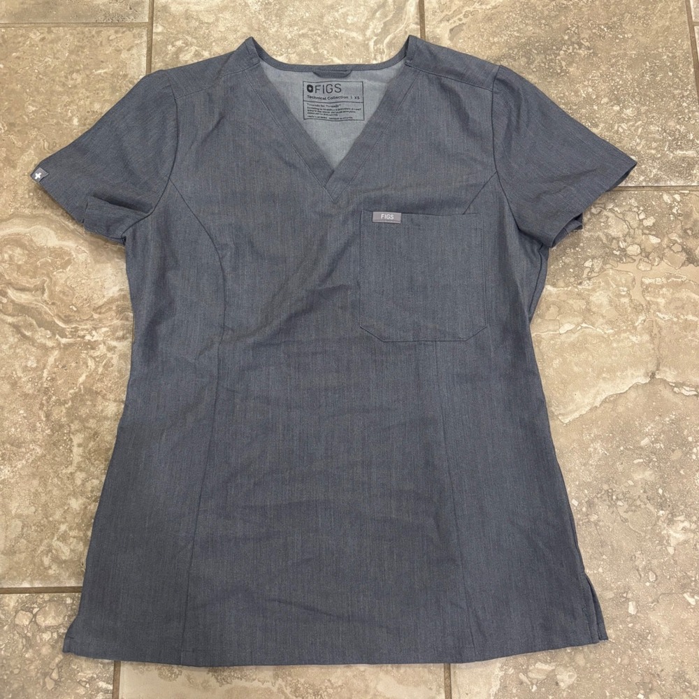 FIGS Technical Collection Womens XS V-Neck Scrub Top Heather Grey Pocket